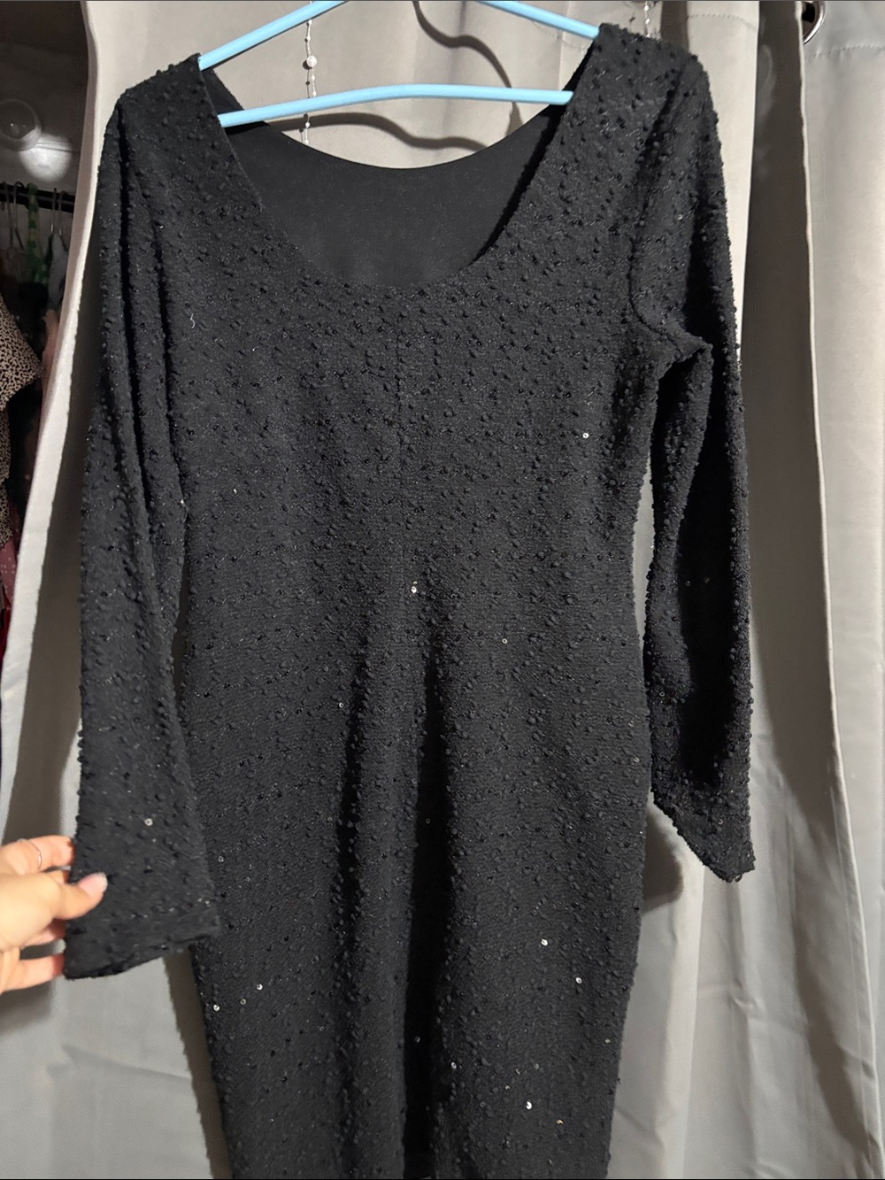 Jennifer Lopez sequin boucle sheath dress - Picture 3 of 4